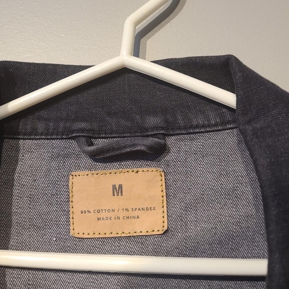 BLACK DARKWASH DENIM JACKET - Picture 4 of 4